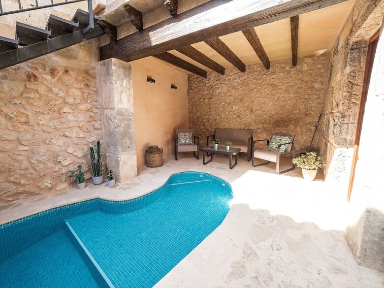 Apartamentos Cas Mercader By Alquilair