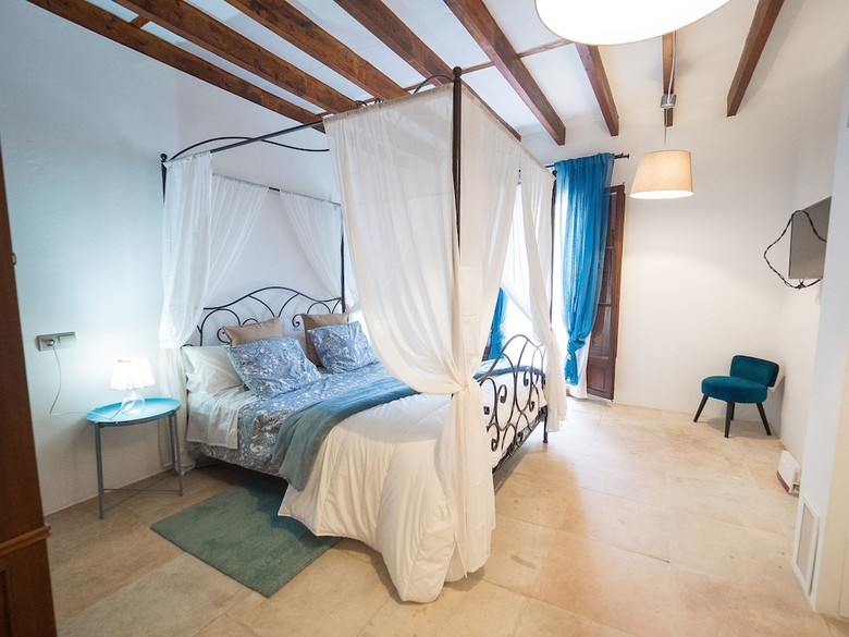 Apartamentos Cas Mercader By Alquilair