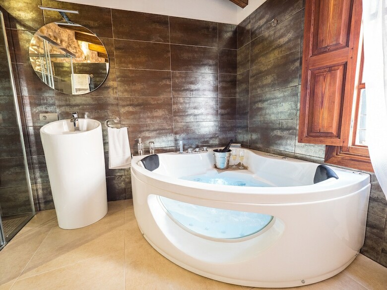Apartamentos Cas Mercader By Alquilair
