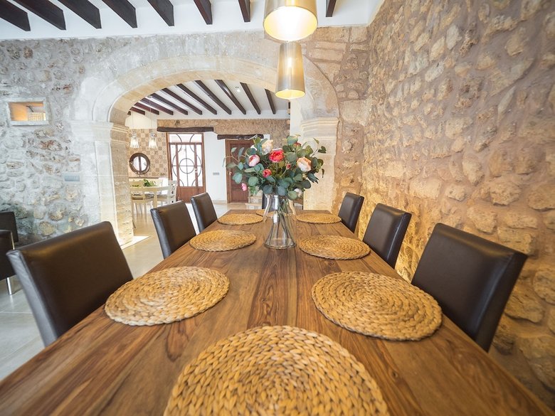 Apartamentos Cas Mercader By Alquilair