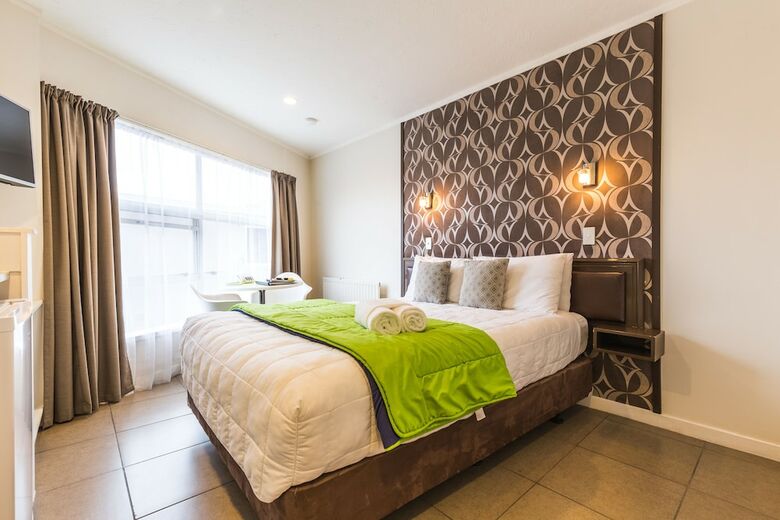 Rotovegas Motel
