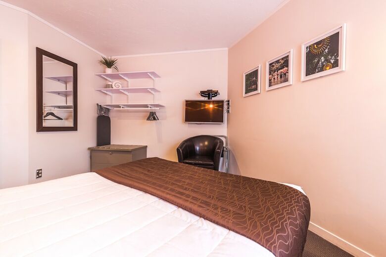 Rotovegas Motel
