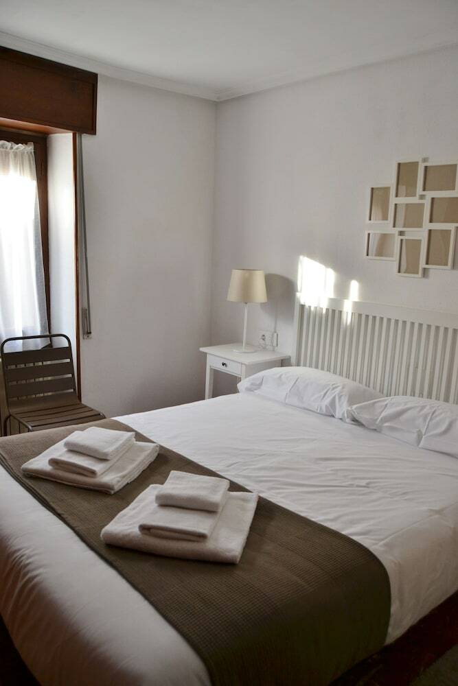 Pension Tres Puentes Anguiano