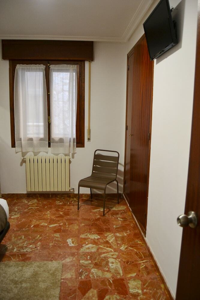 Pension Tres Puentes Anguiano