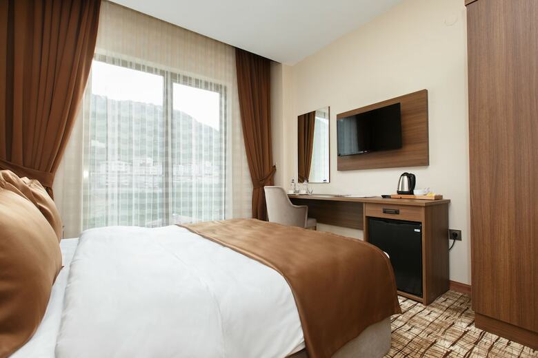Grand Mela Hotel