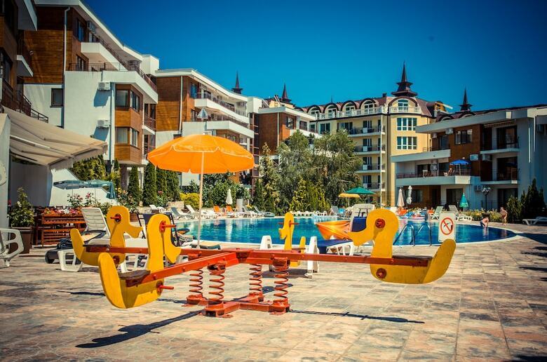 Apartamentos Messambria Fort Beach
