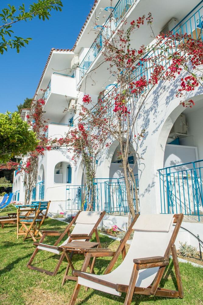Aparthotel Aelia Skiathos