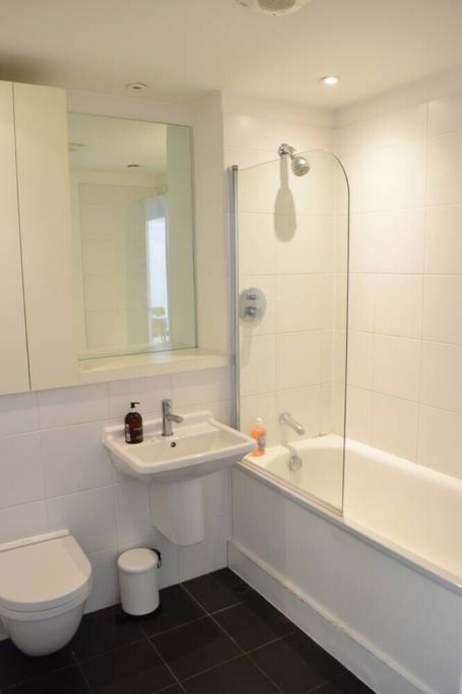 Apartamentos Stylish 1 Bedroom Flat In Amazing Location