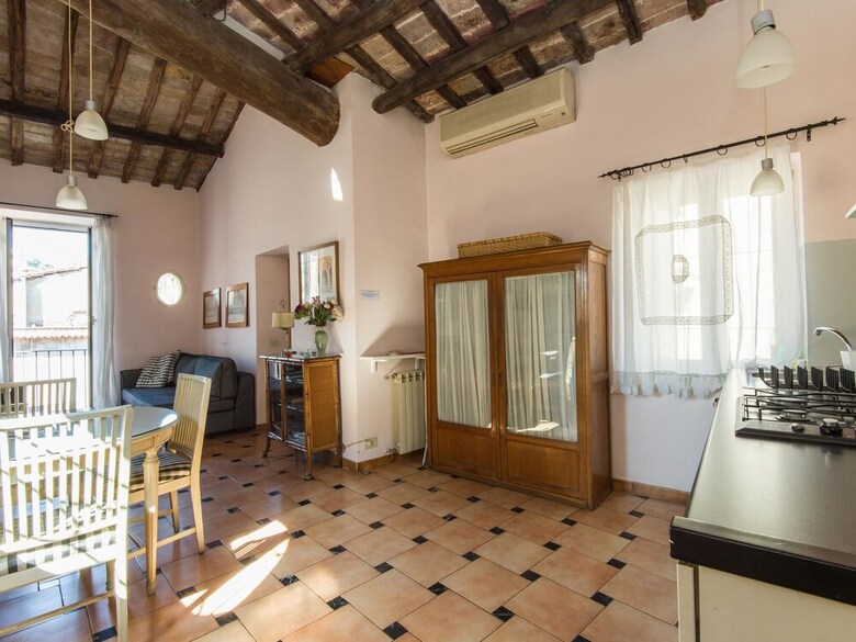 Rsh Benedetta Terrace Apartment