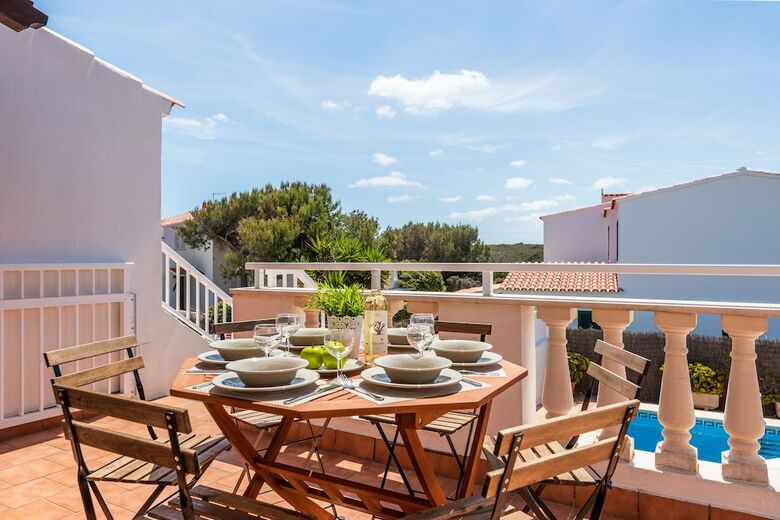 Villa Miguels