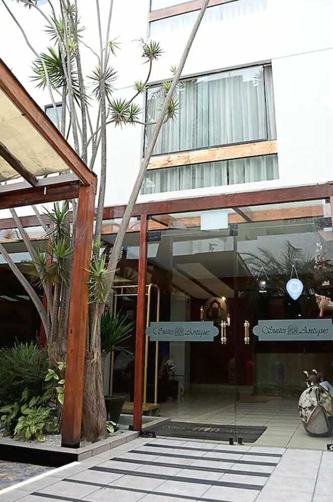 Suites Antique Apart Hotel
