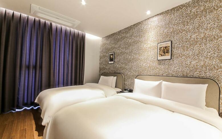Gimhae Perfect Hotel