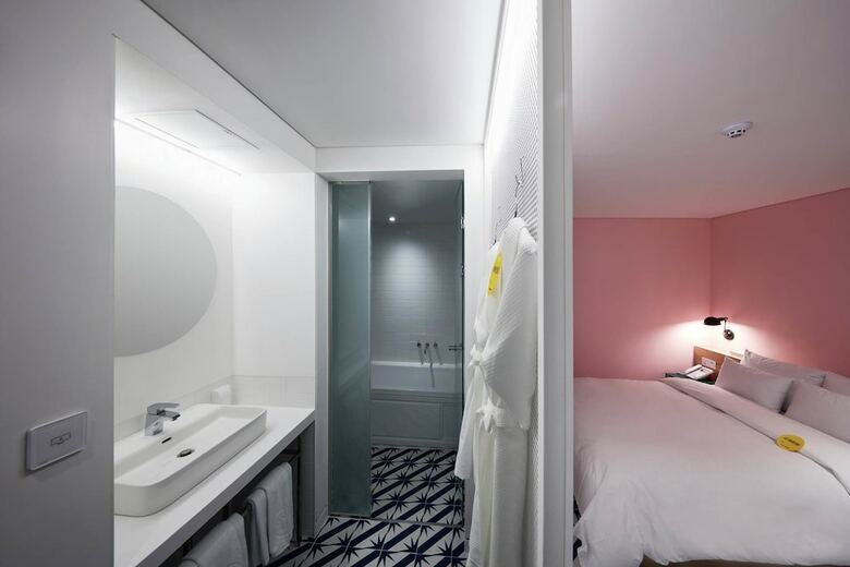 Hotel Yeogiuhtte Jamsil