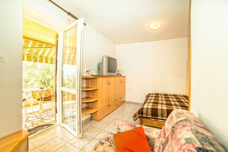 Apartment Reisman / One Bedroom A1