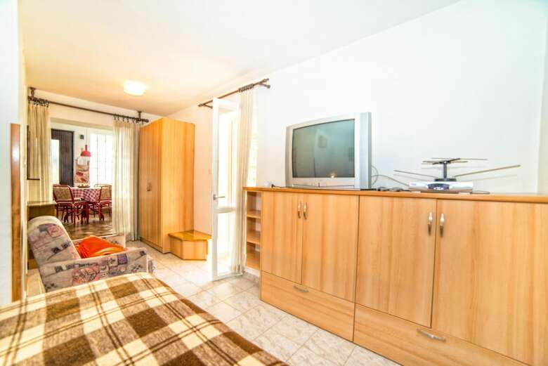 Apartment Reisman / One Bedroom A1