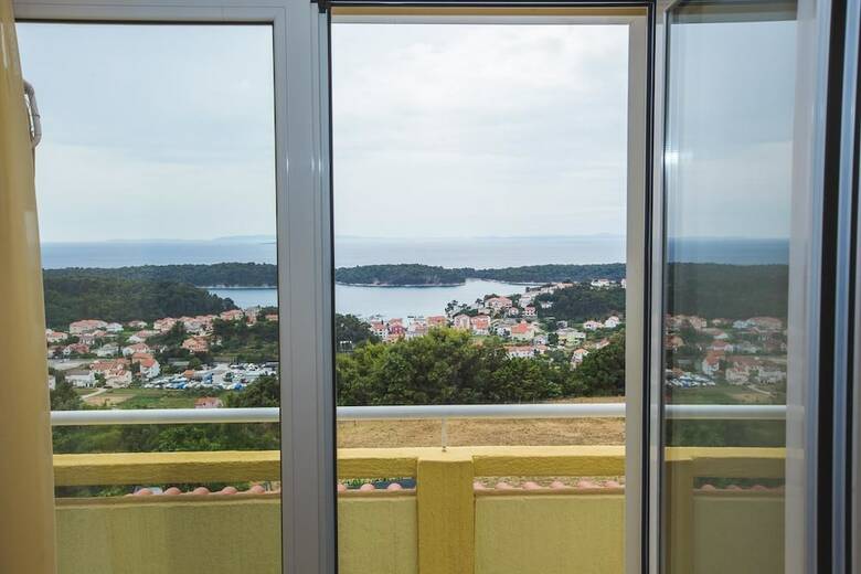 Apartments Lidija Palit