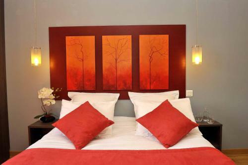 Hotel O2b Aux Berges De Broc�liande