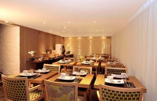 Hotel O2b Aux Berges De Broc�liande