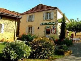 Hotel Logis Le Relais Du Bastidou
