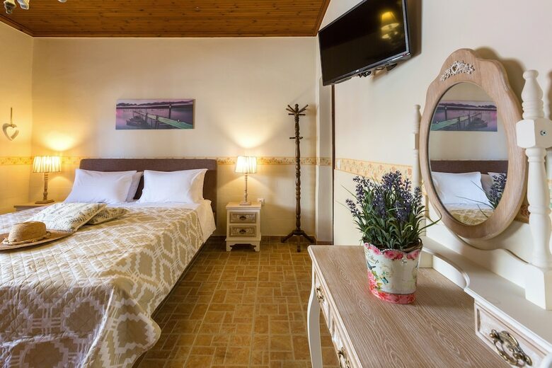 Maria's Countryside House