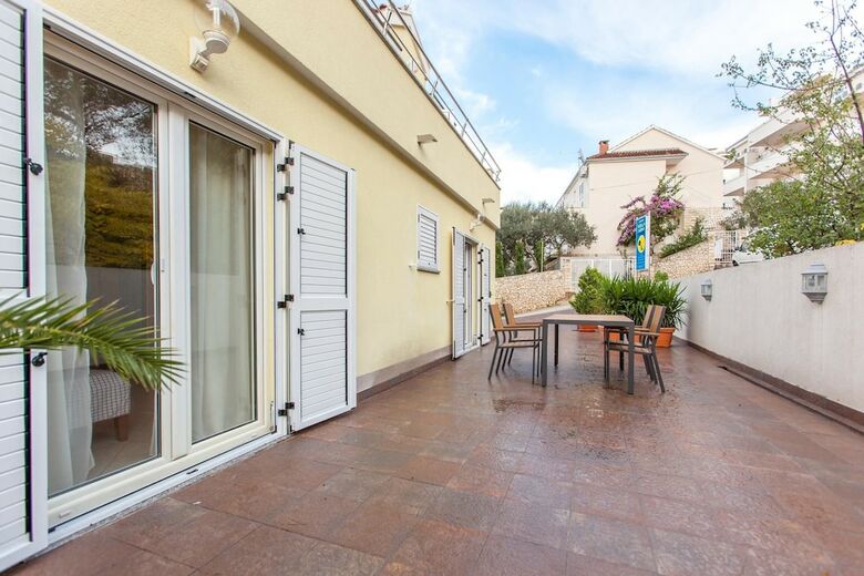 Apartments Villa Luna