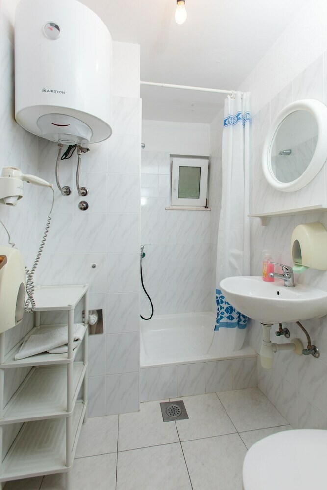 Apartments Antonia Podstrana