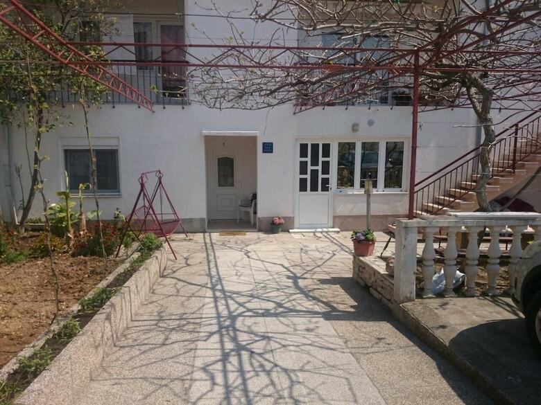 Apartments Konta