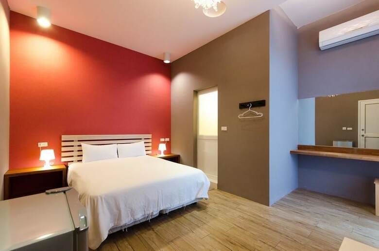 Hotel Snore Inn