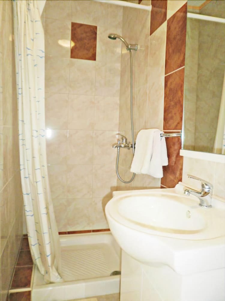 Apartments Josip / Three Bedrooms A1