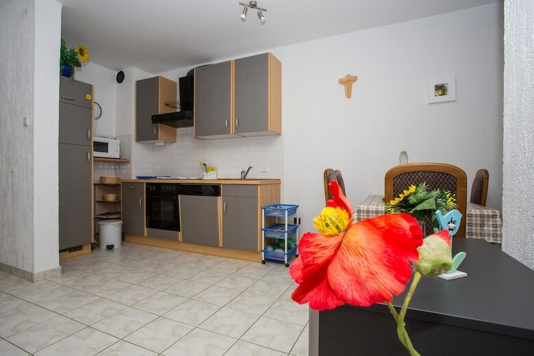 Apartments Sla?o / Two Bedrooms A1