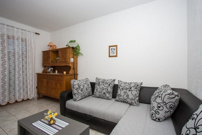 Apartments Sla?o / Two Bedrooms A1