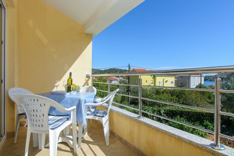 Apartments Anton