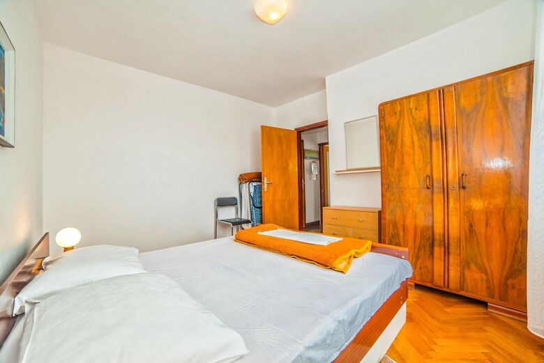 Apartments Rozarija 4224