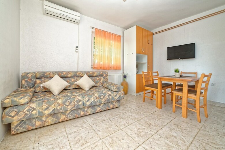 Apartments Vedrana