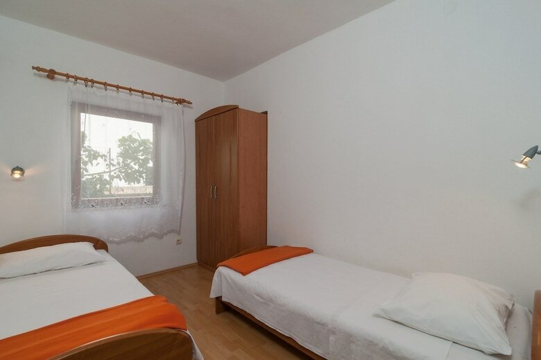 Apartments Katija