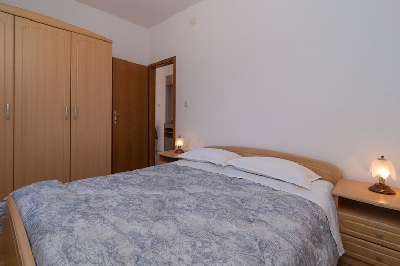 Apartments Katija
