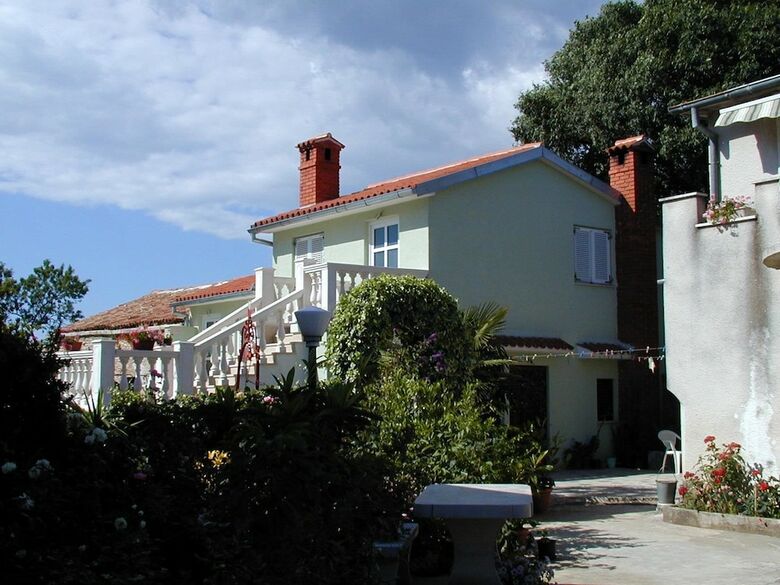 Apartamentos House Percan Zora