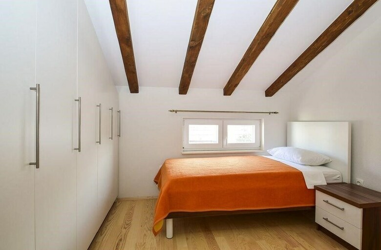 Villa Vesna / House Ukic