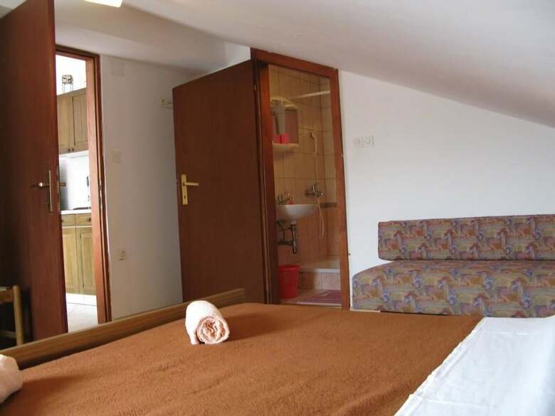 Apartments Mahi?