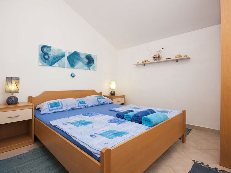 Apartments Grivi?i?