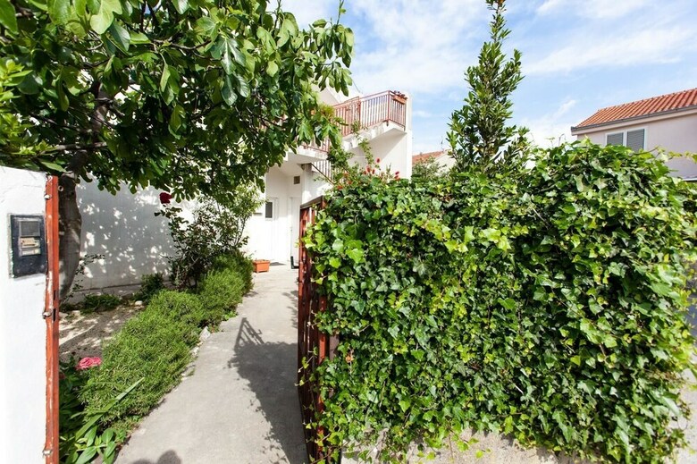 Apartments Ante Senka