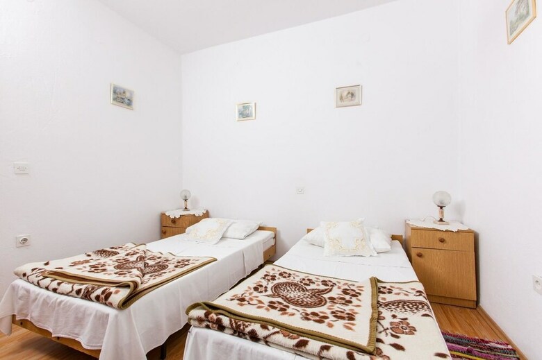 Apartments Ante Senka