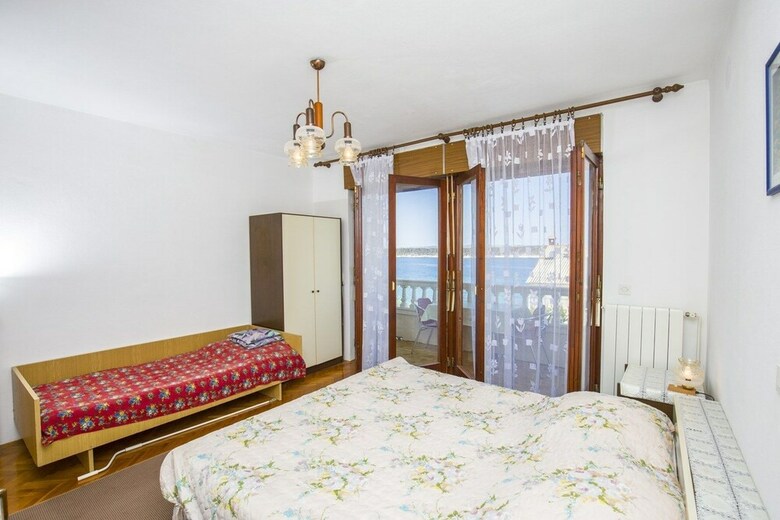 Apartments And Rooms Krstini?