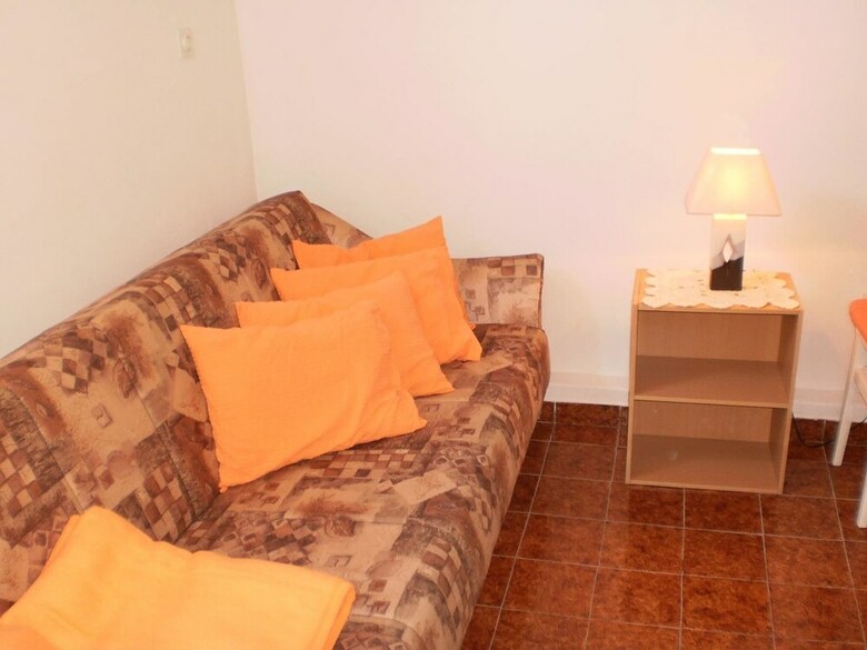 Apartment Ru?a Zavala / Two Bedroom