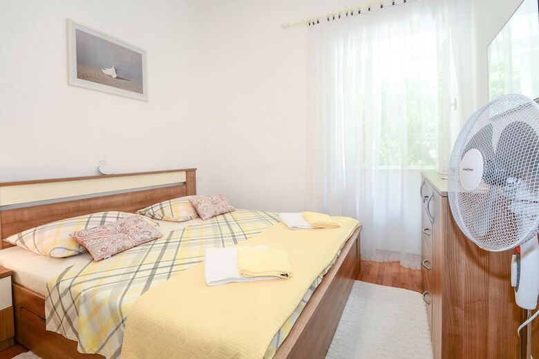 Apartments Jadranka / Polinovac Studio S1