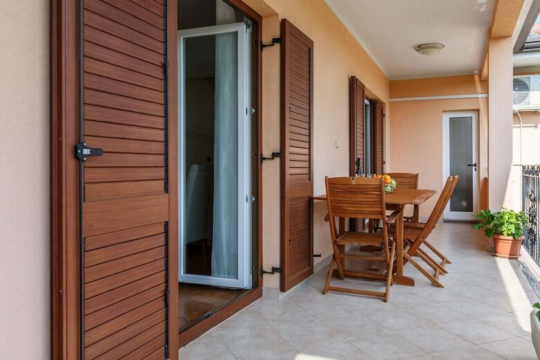 Villa Nina Apartments