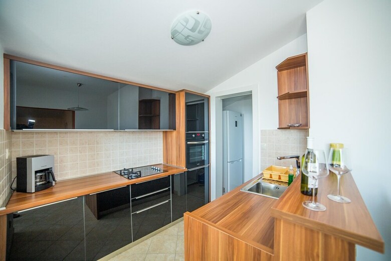 Apartments Ivo Kastel L / Three Bedrooms