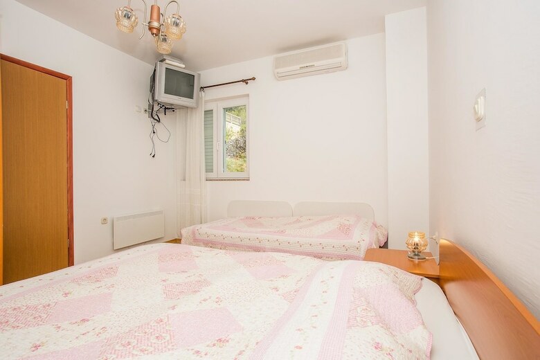 Apartments Biondi? / One Bedroom A2+1 D