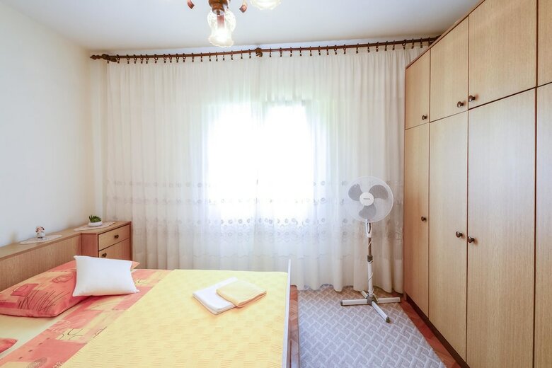 Apartments Jadranka / Polinovac One Bedroom A1