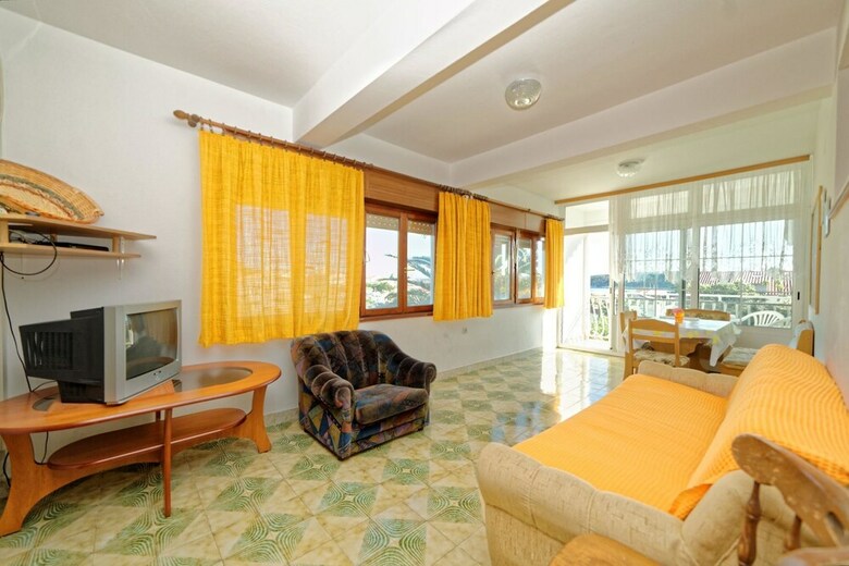 Apartments Danijela Rab